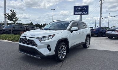 2020 Toyota RAV4 Limited