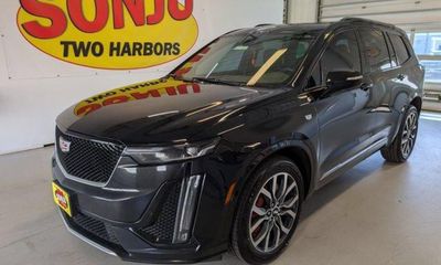 2024 Cadillac XT6 Sport