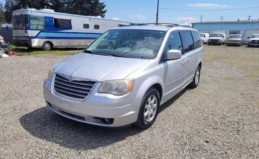 2010 Chrysler Town AND Country RT