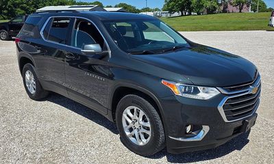 2021 Chevrolet Traverse LT