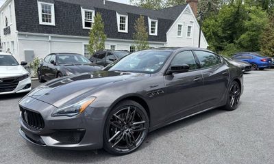 2022 Maserati Quattroporte Modena