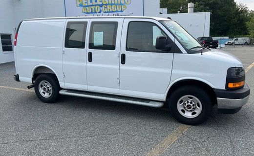 2025 GMC Savana 2500