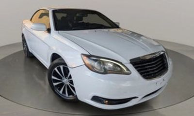2012 Chrysler 200 S