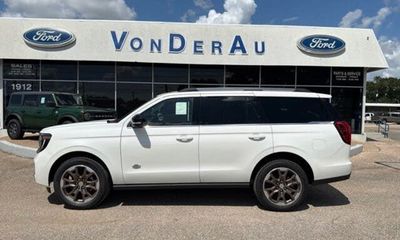 2027 Ford Expedition King Ranch