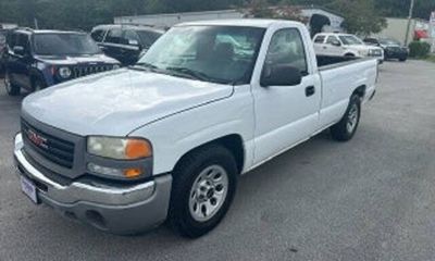 2005 GMC Sierra Work Truck