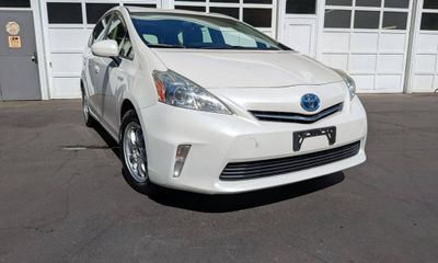 2012 Toyota Prius V TWO