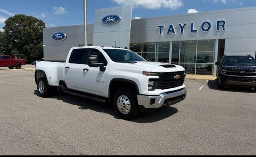 2025 Chevrolet Silverado HD Work Truck