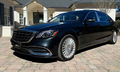 2018 Mercedes-Benz S-Class Maybach S560 4MATIC