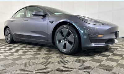 2023 Tesla Model 3