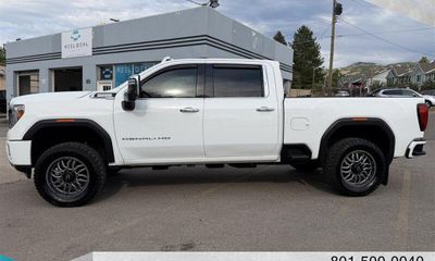 2023 GMC Sierra HD Denali
