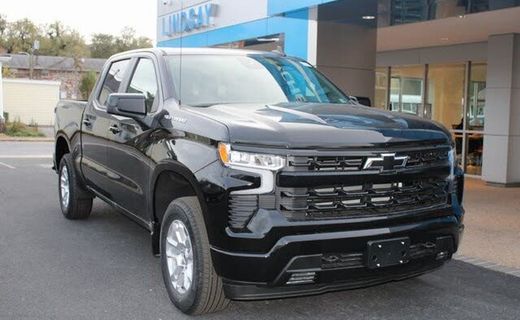 2022 Chevrolet Silverado RST