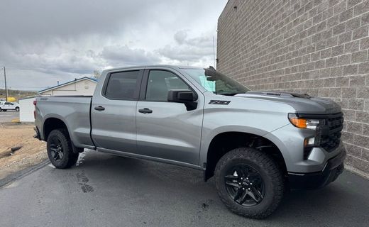 2026 Chevrolet Silverado Trail Boss Custom
