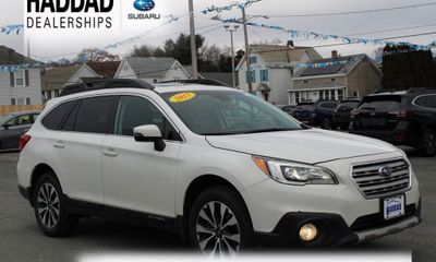 2017 Subaru Outback Limited M R