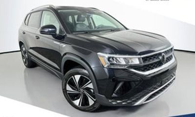 2024 Volkswagen Taos 4Motion SE
