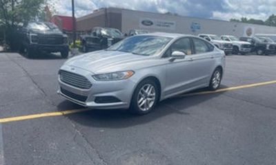 2016 Ford Fusion SE