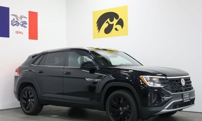 2026 Volkswagen Atlas Cross Sport 4Motion SE