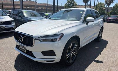 2019 Volvo XC60 Momentum