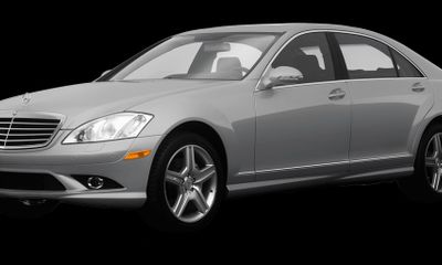 2009 Mercedes-Benz S-Class S550 4 Matic