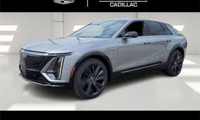 2024 Cadillac Lyriq Sport 3