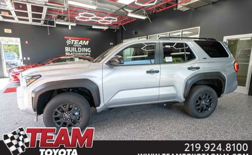 2026 Toyota 4RUNNER SR5