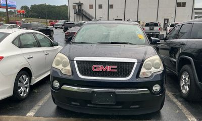2011 GMC Acadia SLT 1