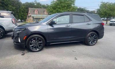 2023 Chevrolet Equinox RS