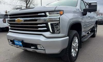 2022 Chevrolet Silverado HD High Country