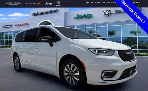 2025 Chrysler Pacifica Select