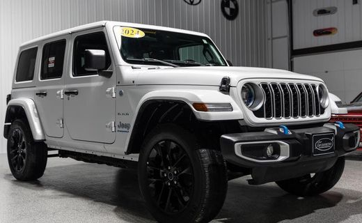 2024 Jeep Wrangler Sahara