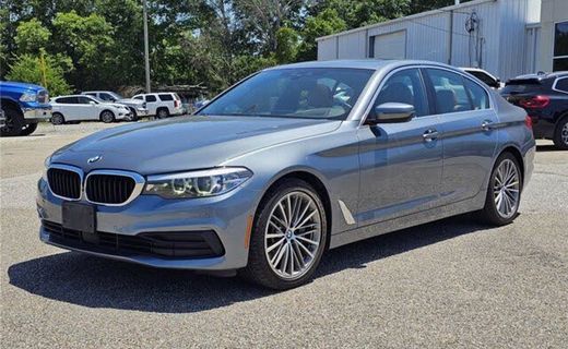 2020 BMW 530i