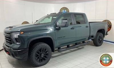 2025 GMC Sierra HD AT4