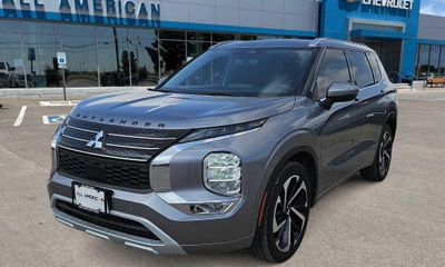 2024 Mitsubishi Outlander SEL