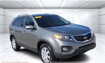 2011 Kia Sorento GL