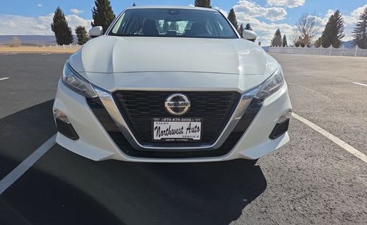 2022 Nissan Altima SV