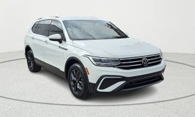 2022 Volkswagen Tiguan SE R Line