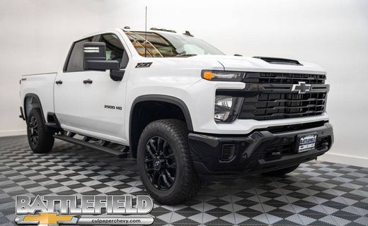 2026 Chevrolet Silverado HD Custom