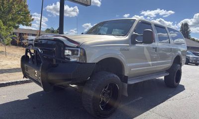 2005 Ford Excursion Limited