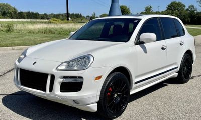 2009 Porsche Cayenne GTS
