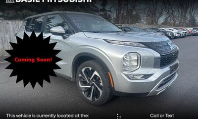 2023 Mitsubishi Outlander SE Black Edition