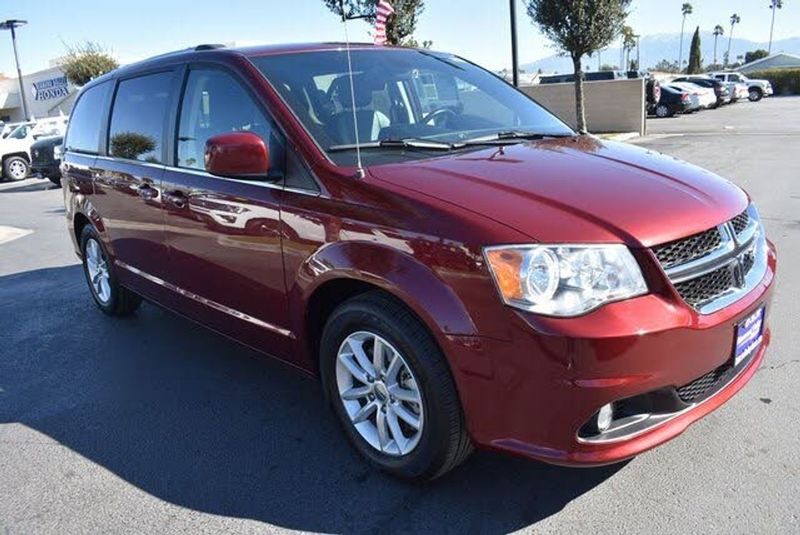 2020 Dodge Grand Caravan — a typically priced live listing