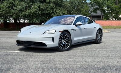 2026 Porsche Taycan 4