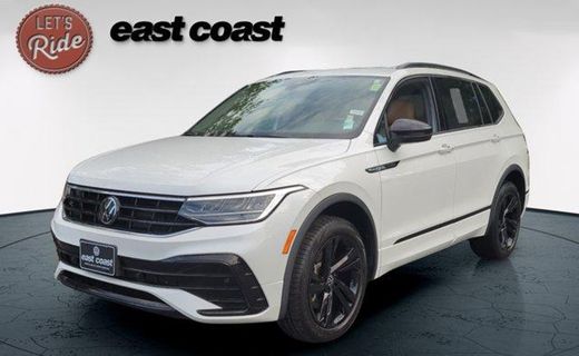 2024 Volkswagen Tiguan SE Black