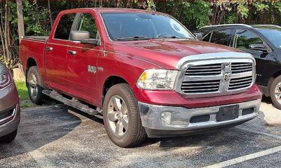 2015 Ram 1500 SLT