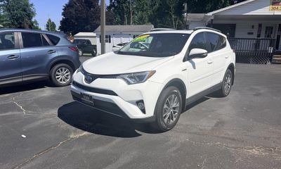 2017 Toyota RAV4 LE XLE Hybrid