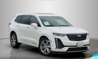 2023 Cadillac XT6 Premium Luxury