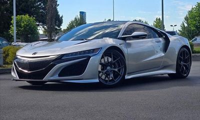 2017 Acura NSX SH