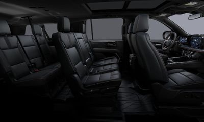 2026 Chevrolet Suburban RST