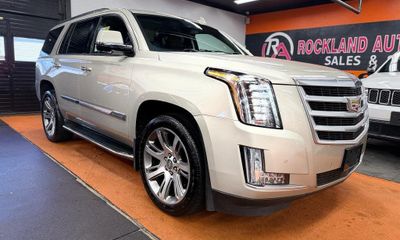2015 Cadillac Escalade Premium