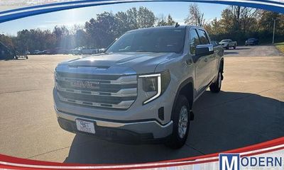 2026 GMC Sierra SLE