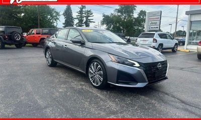 2024 Nissan Altima 25 Platinum